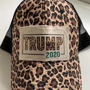 Trump hat